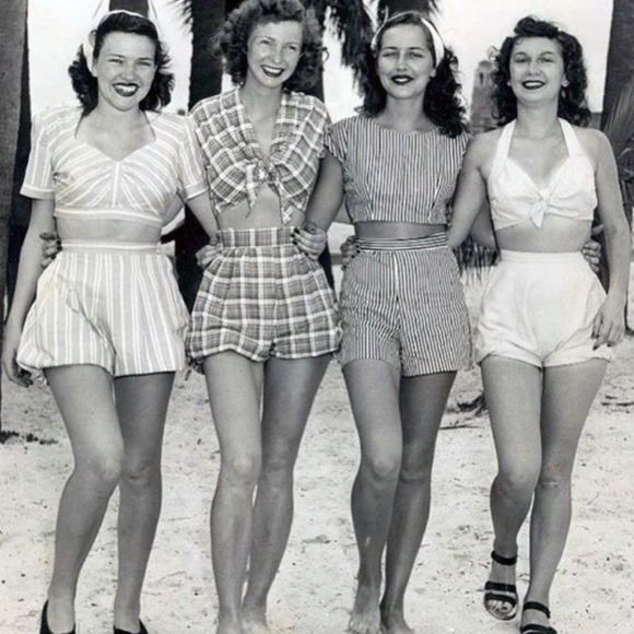 vintage FEEDSACK cropped tie-front top S - Picture 10 of 10